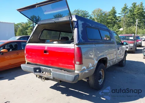 2000 Chevrolet C2500 из США, поврежденный, VIN 1GCGC24J4YR220382